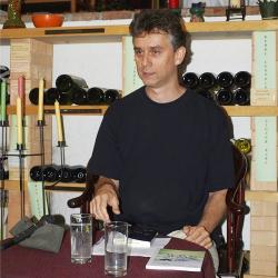 klaus_ebner_500x500_01.jpg